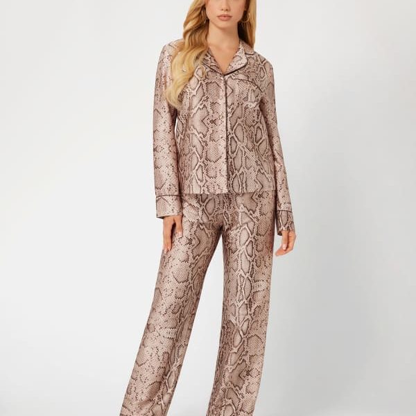 Ensemble Pyjama Imprimé Animalier – Guess