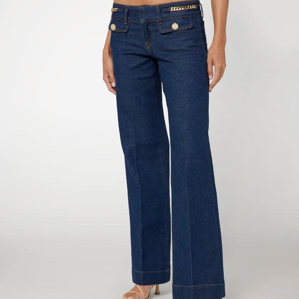 Jean Évasé Chaîne – Guess