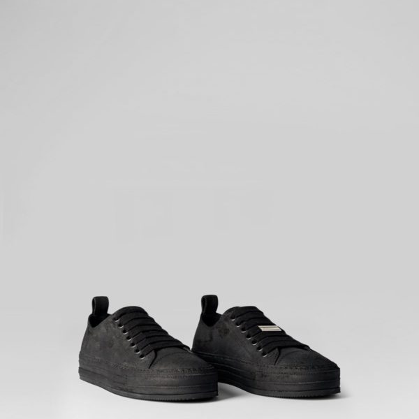 Gert Low Top Sneakers Crosta Painted Black – ANN DEMEULEMEESTER