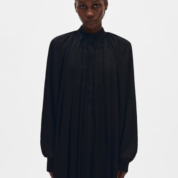 Likki Comfort Pleated Shirt With Detachable Foulard – ANN DEMEULEMEESTER